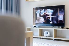 The Coastal Apartment