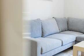 The Coastal Apartment