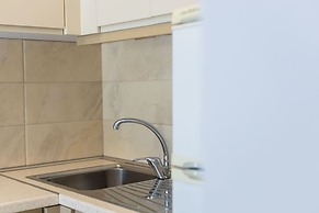 The Coastal Apartment