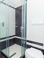 The Coastal Apartment