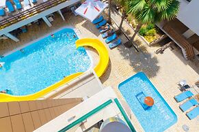 The Coastal Apartment