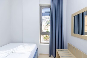 The Coastal Apartment