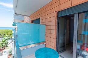 The Coastal Apartment