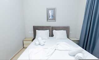 The Coastal Apartment