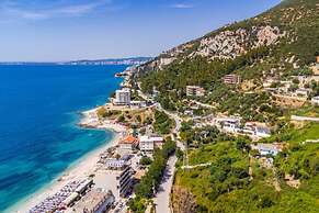 Exclusive Seafront Apartments Apartment 1