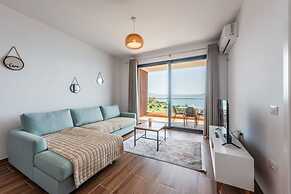 Exclusive Seafront Apartments Apartment 2