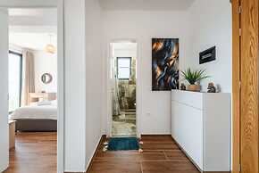 Exclusive Seafront Apartments Apartment 2