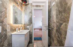 Exclusive Seafront Apartments Apartment 2