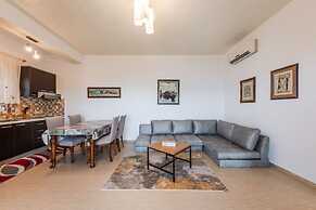 Exclusive Seafront Apartments Apartment 3