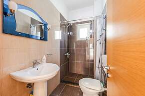 Exclusive Seafront Apartments Apartment 3