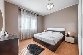 The Peace-up Apartment