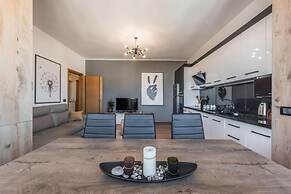 The Peace-up Apartment