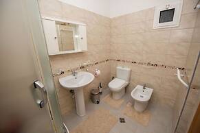 The Downtown Apartment