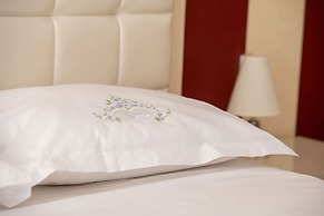 The Downtown Apartment