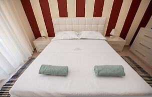 The Downtown Apartment