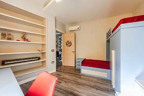 Cozy Family Apartment