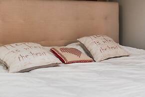 Cozy Family Apartment