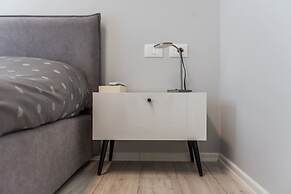 The Funky Apartment Free Parking