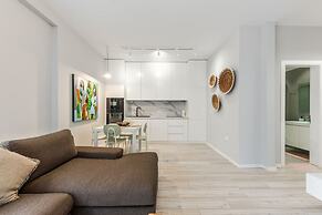 The Funky Apartment Free Parking