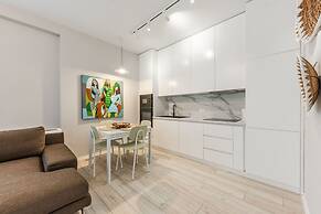 The Funky Apartment Free Parking