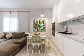 The Funky Apartment Free Parking