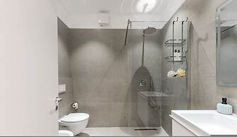 The Funky Apartment Free Parking