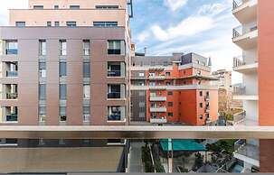 The Funky Apartment Free Parking