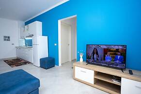 Central Seaview Apartment