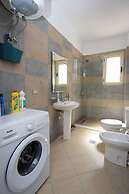 Central Seaview Apartment