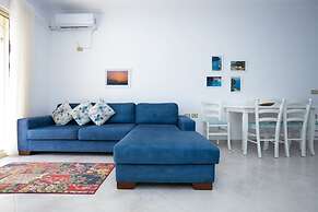 Central Seaview Apartment