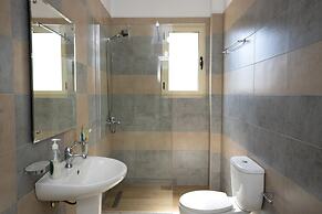 Central Seaview Apartment