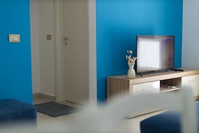 Central Seaview Apartment