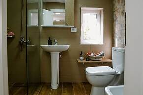 City Grove Blooms and Beds