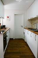 City Grove Blooms and Beds