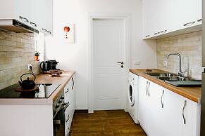 City Grove Blooms and Beds