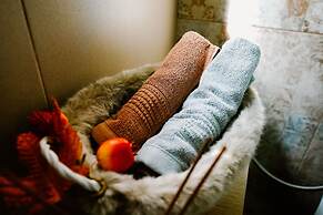 City Grove Blooms and Beds