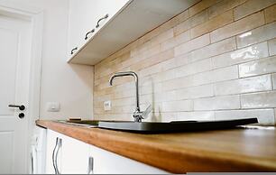 City Grove Blooms and Beds