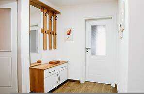 City Grove Blooms and Beds