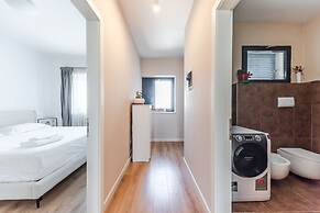 2-br Apartment Close to Radio Shkodra Roger That