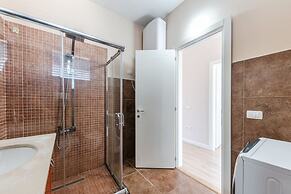 2-br Apartment Close to Radio Shkodra Roger That