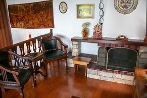 Archontiko Merylins Pinakates Pelion