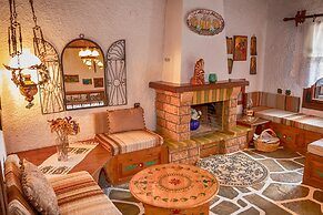 Archontiko Merylins Pinakates Pelion