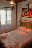 Archontiko Merylins Pinakates Pelion