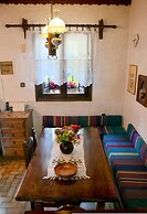 Archontiko Merylins Pinakates Pelion