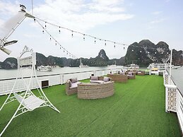 Aqua Elegance Cruise