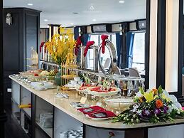 Aqua Elegance Cruise