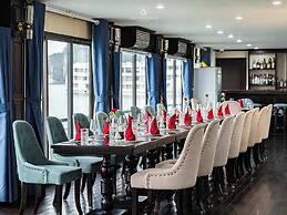 Aqua Elegance Cruise