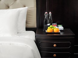 Aqua Elegance Cruise