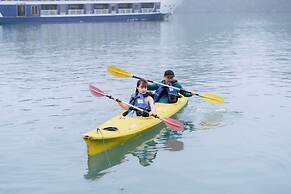 Aqua Elegance Cruise