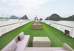 Aqua Elegance Cruise